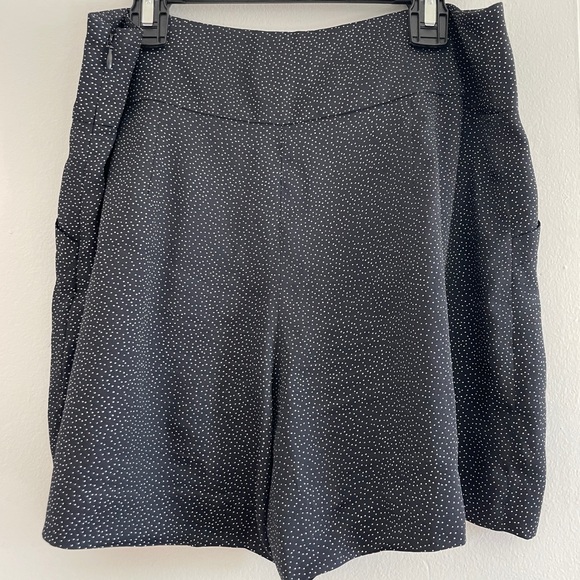 Loft Black Flow Shorts with Pockets and White Polka Dots - Picture 2 of 5